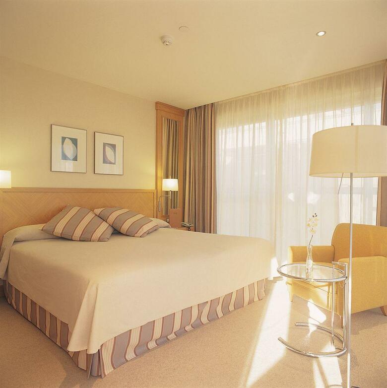 Hotel Hesperia A Coru�a Centro