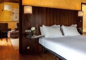 AC Palacio Del Carmen Hotel, Autograph Collection