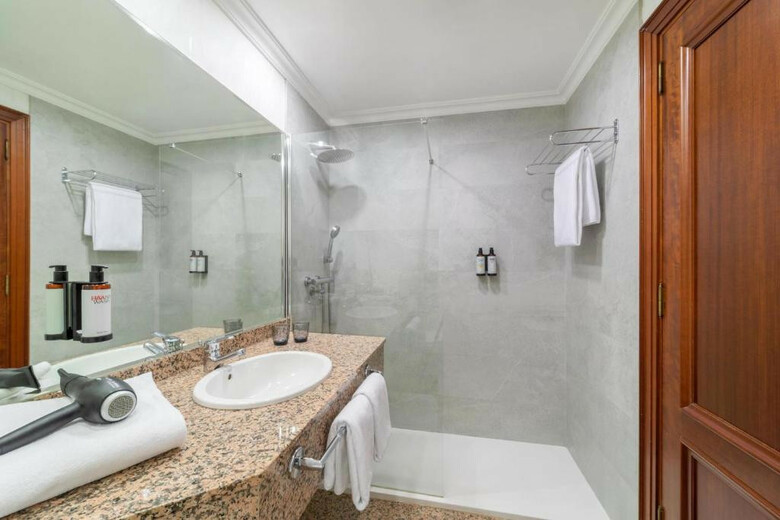 Hotel Santiago Plaza Affiliated By Meli�