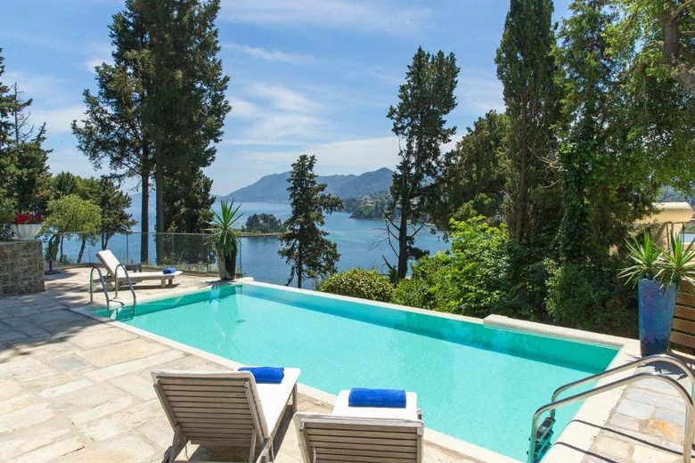 Hotel Corfu Holiday Palace