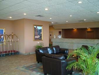 Hotel Ramada Inn Lake Shore