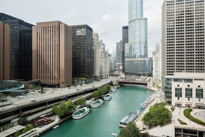 Sheraton Chicago Hotel & Towers