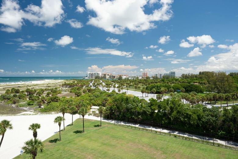 Hotel Sheraton Sand Key Resort
