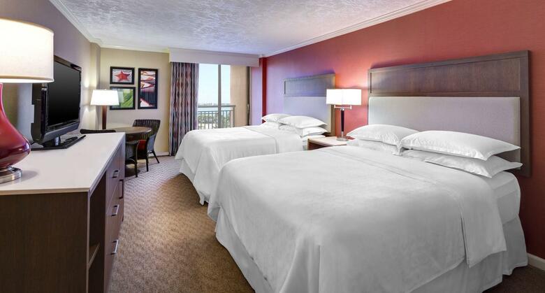 Hotel Sheraton Sand Key Resort