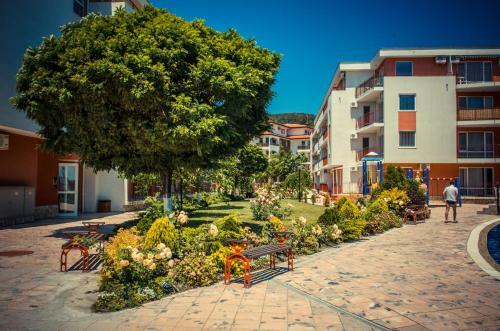 Privillege Fort Noks Beach Apartments