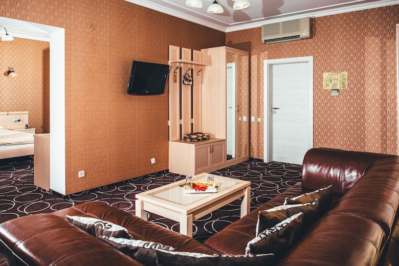 Apriori Hotel