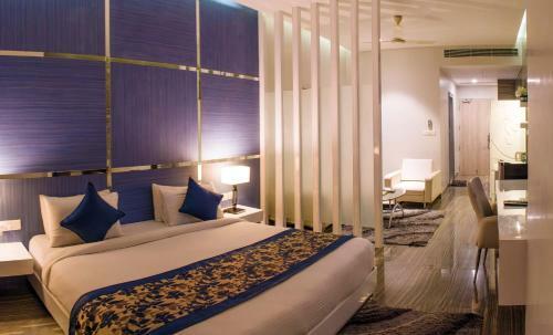 Hotel The Opal