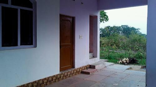 Apartamento Ramnagar-jungle Edge Home