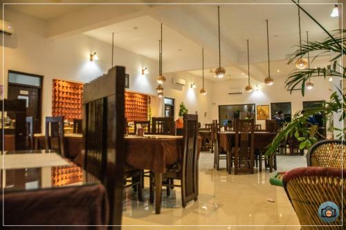Hotel Aura Corbett Resort