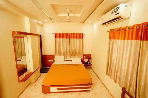 Hotel Bhakti, Rajkot