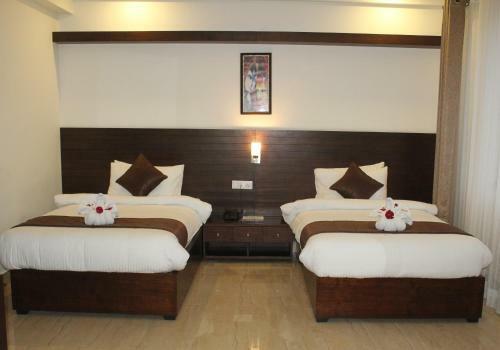 Hotel Holiday Hill