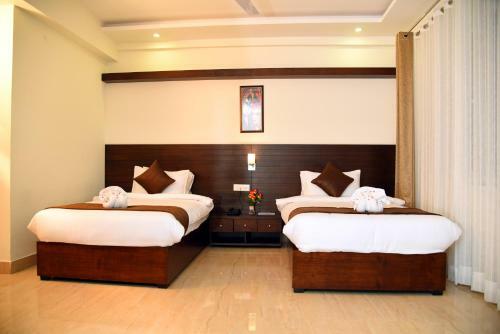 Hotel Holiday Hill