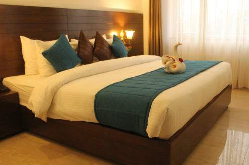 Hotel Holiday Hill