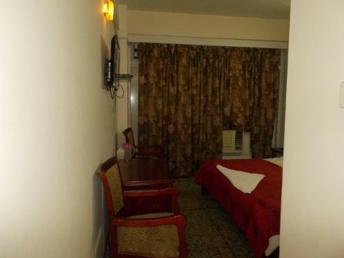 Hotel Restful Stay Near Rishikesh Railway Station