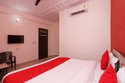 Hotel Oyo 6064 Stay Siddhi Palace