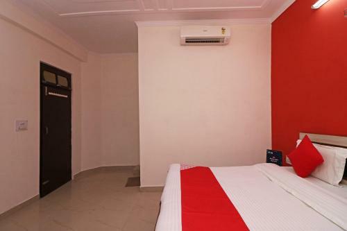 Hotel Oyo 6064 Stay Siddhi Palace