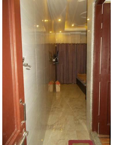 Hotel Comfortable Rooms On Laxman Jhula