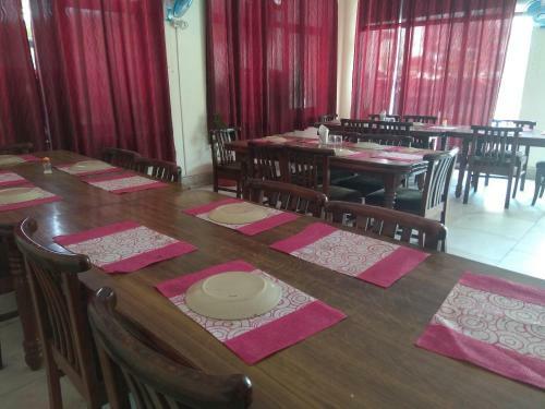 Hotel Raj Laxmi Bhawan