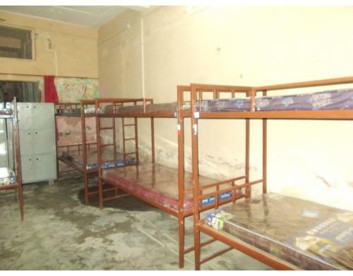 Hostal Dormitory At Ganga River
