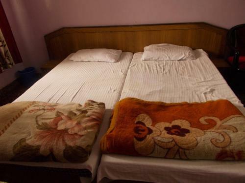 Hotel Economical Rooms Near Triveni Ghat