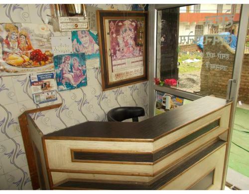 Hotel Deluxe Stay Near Isbt