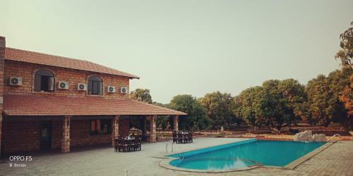 Hotel Kanj Gir Lion Resort, Sasan Gir