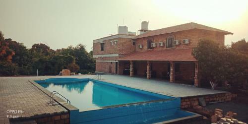 Hotel Kanj Gir Lion Resort, Sasan Gir