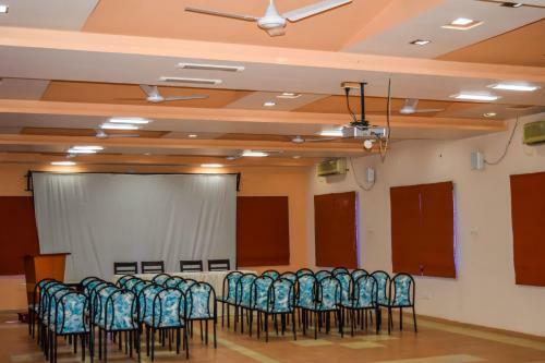 Hotel Amidhara Resort