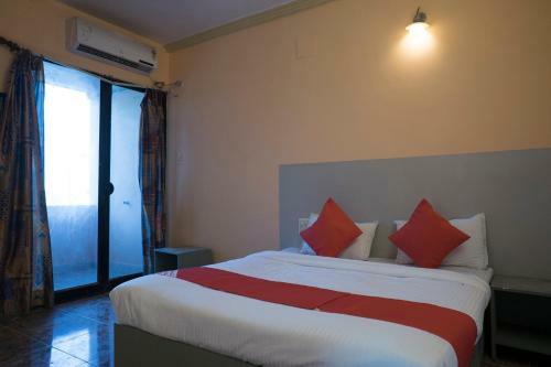 Oyo 37830 Hotel Aakar International