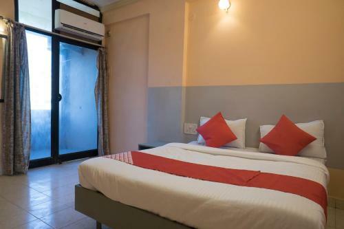 Oyo 37830 Hotel Aakar International