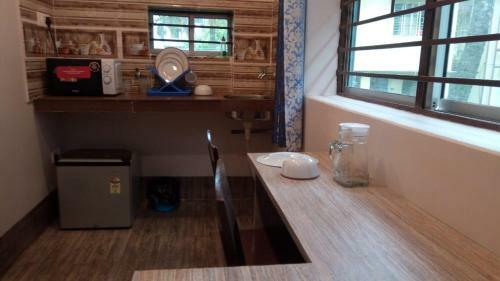 12 Homestay Apartments