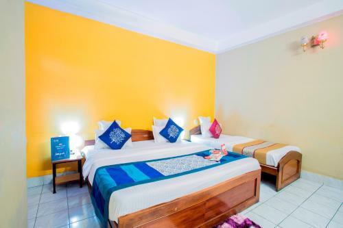 Breeze Hotel