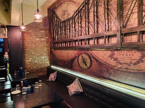 Hotel Saluja Residency New Amber Bar & Restraurant