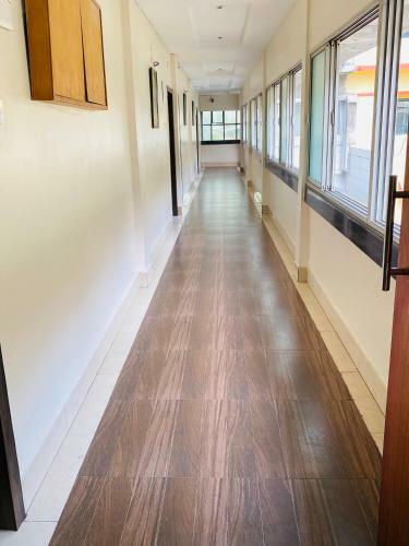 Hotel Saluja Residency New Amber Bar & Restraurant