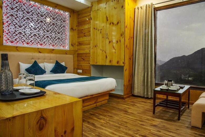 Hotel Jade Vine Resort