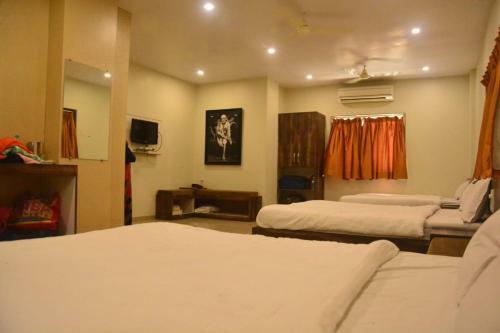 Hotel Kundan Regency