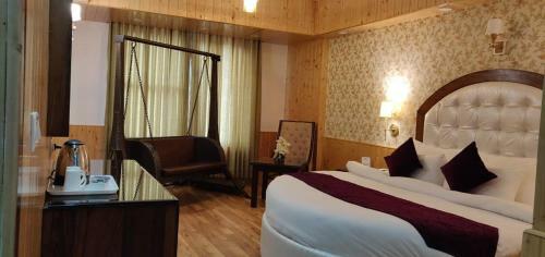 Hotel The Royal Regency Shimla