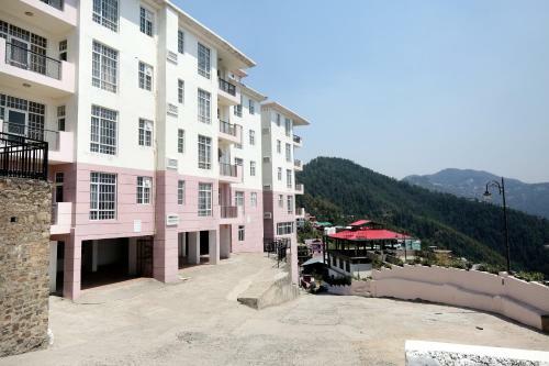 Apartamentos Modern 2bhk Home In Bharari