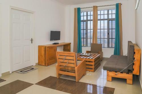 Apartamentos Elegant 2bhk Home, Bharari