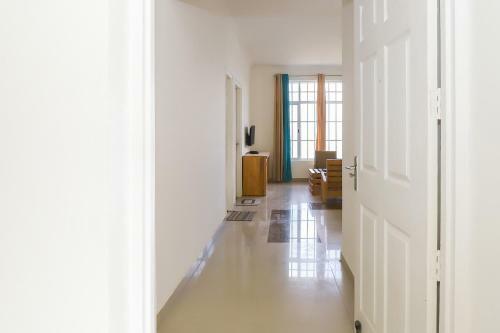 Apartamentos Elegant 2bhk Home, Bharari