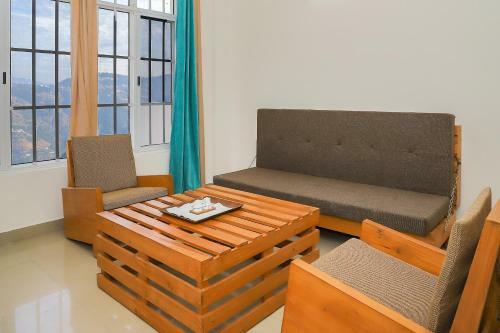 Apartamentos Elegant 2bhk Home, Bharari