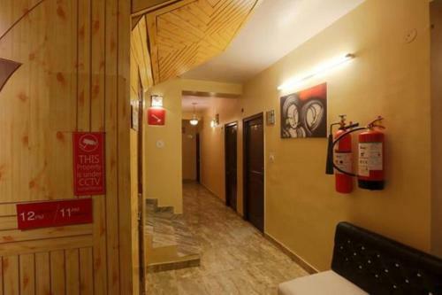 Hotel Harmony Purple Mall Road