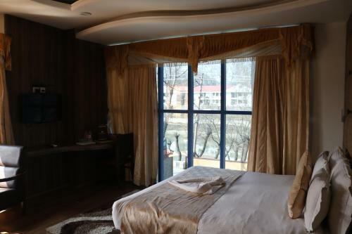 Hotel Mannat Resorts
