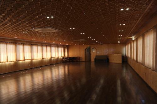 Hotel Mannat Resorts