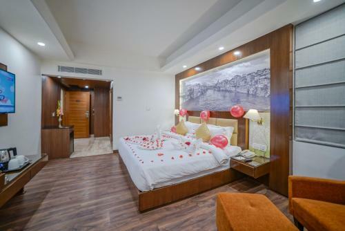 Hotel Regenta Central Point Srinagar