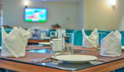 Hotel Regenta Central Point Srinagar