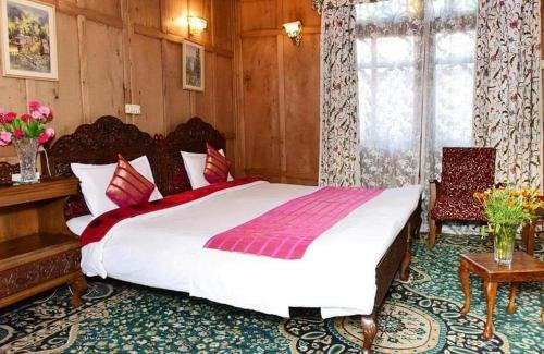 Hotel Batku Sheraton