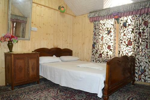Houseboat New Suzan