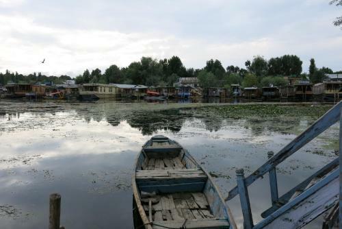 Hotel Houseboat Shamus Maqbool