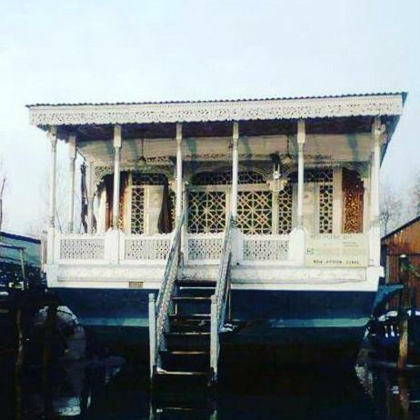 New Shamus Maqbool Group Of Houseboat